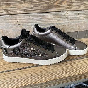 Coach Metallic Leather Metal Tea Rose Low Top Sneakers 9.5